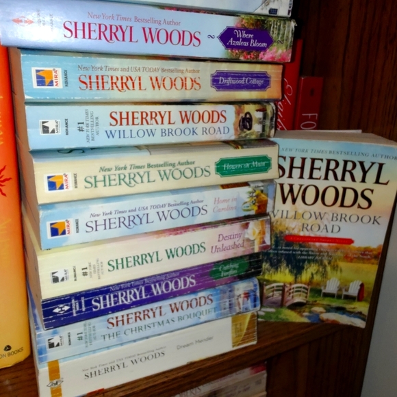 Paperback books - Picture 1 of 5